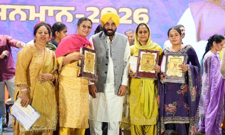 CM Mann Woment Day