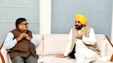 CM Bhagwant Mann Meets Governor